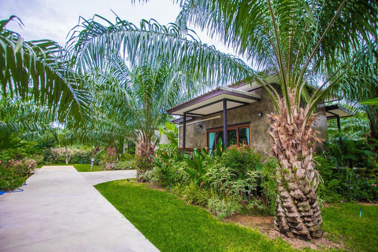 Palm Pran Resort Pran Buri Exterior foto