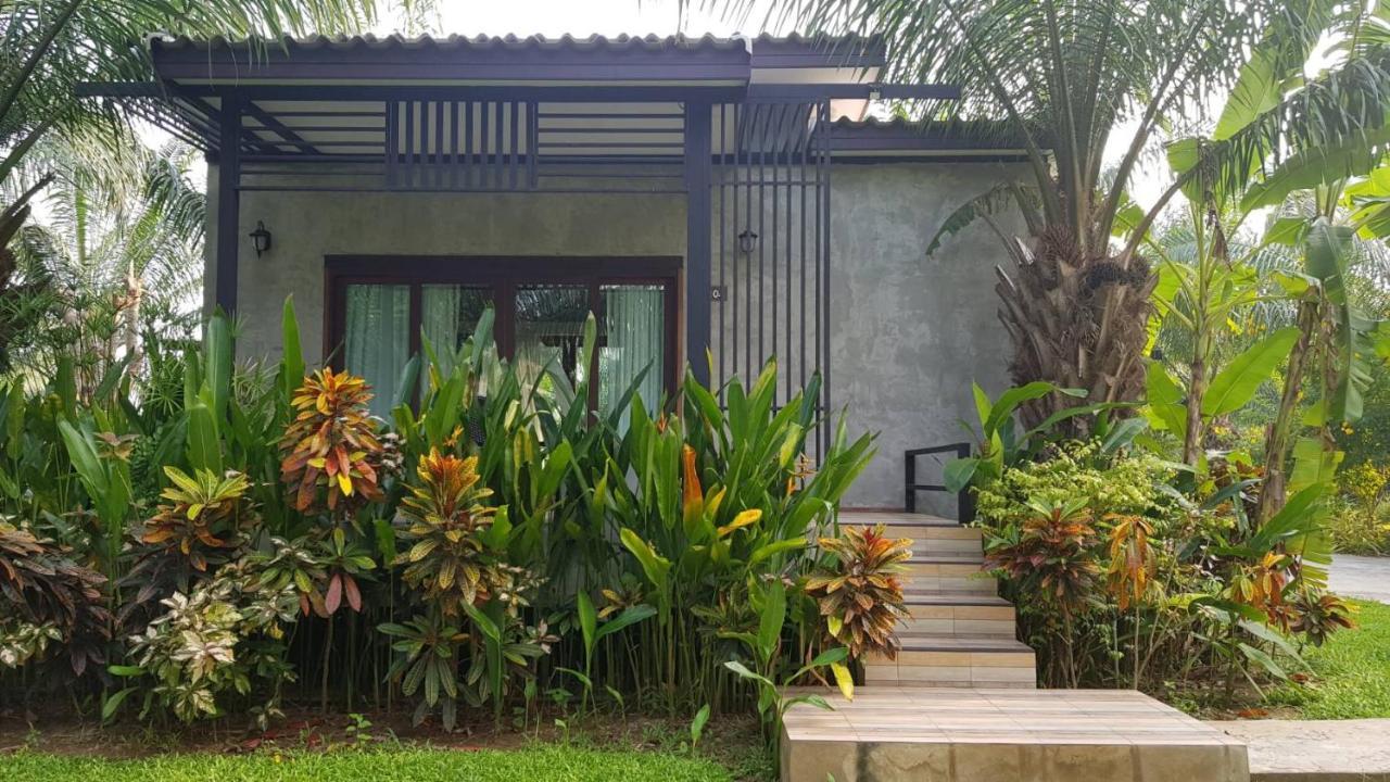 Palm Pran Resort Pran Buri Exterior foto