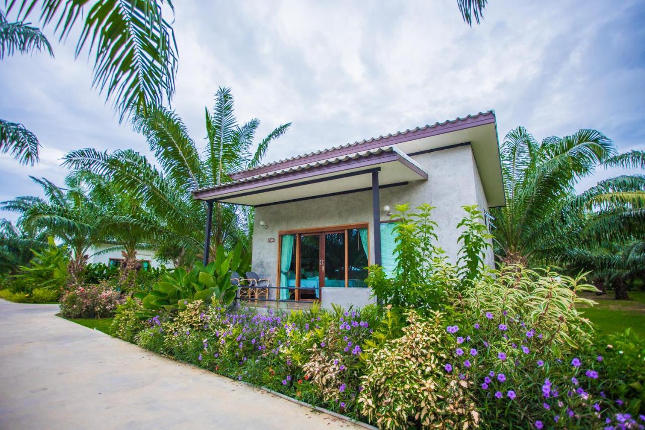 Palm Pran Resort Pran Buri Exterior foto