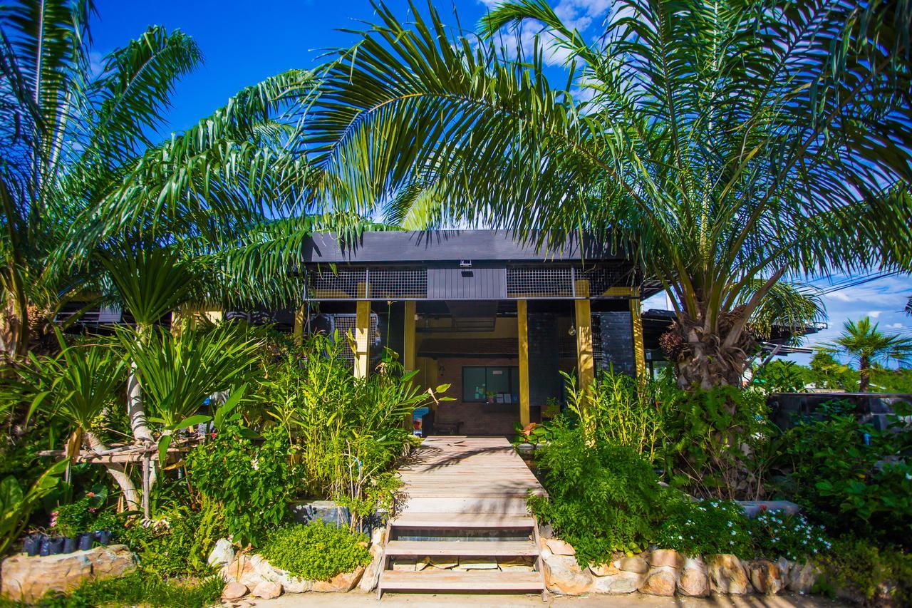 Palm Pran Resort Pran Buri Exterior foto