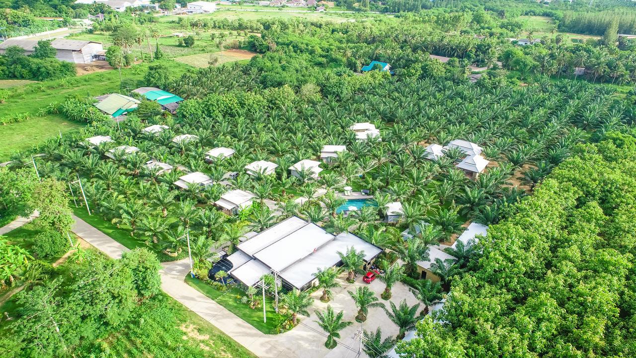 Palm Pran Resort Pran Buri Exterior foto